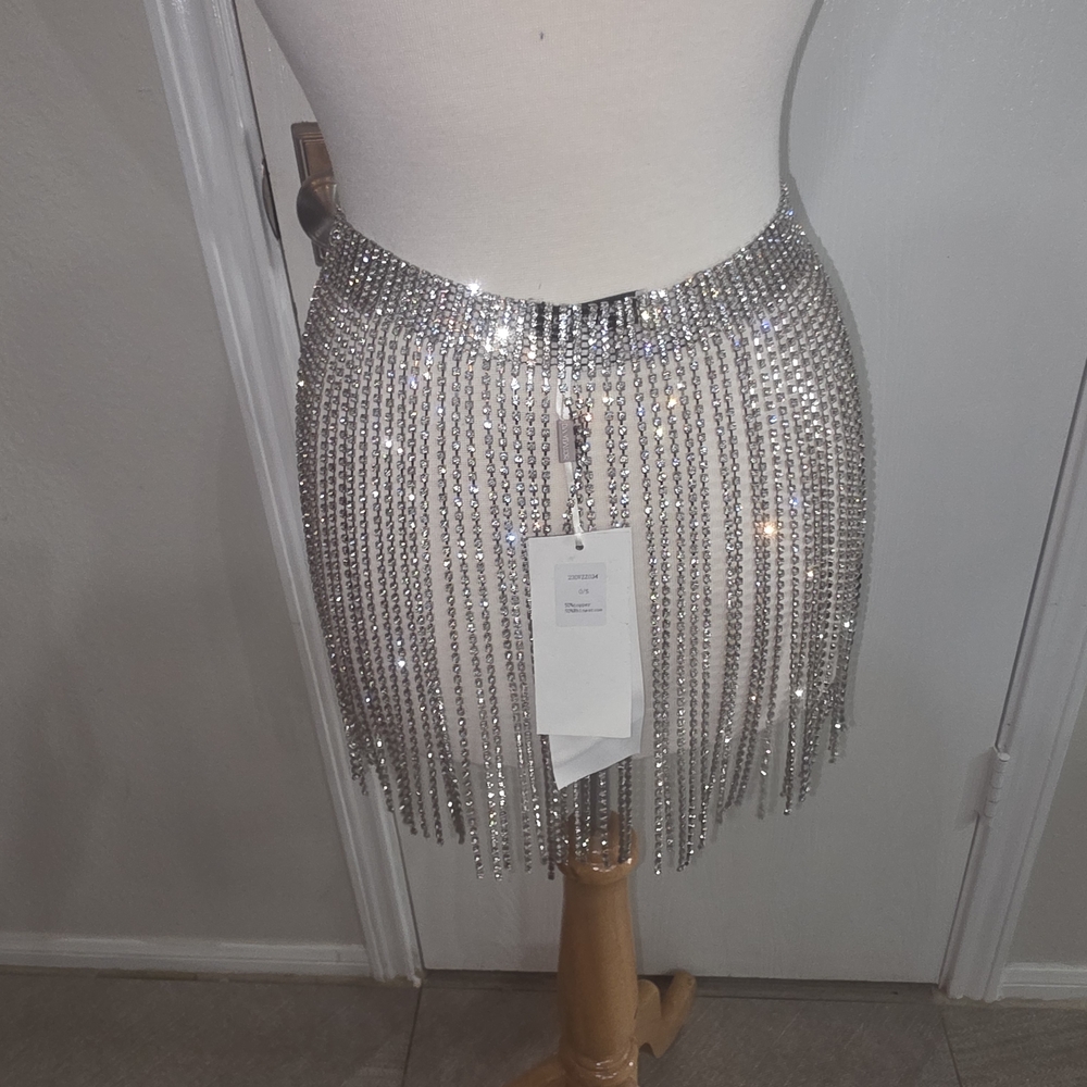 DaVeamor Metallic Silver Rhinestone Mini Skirt - Picture 5 of 7